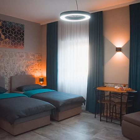 Apartments Jelovic Sinj Exteriér fotografie